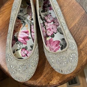 Rhinestone women’s flats